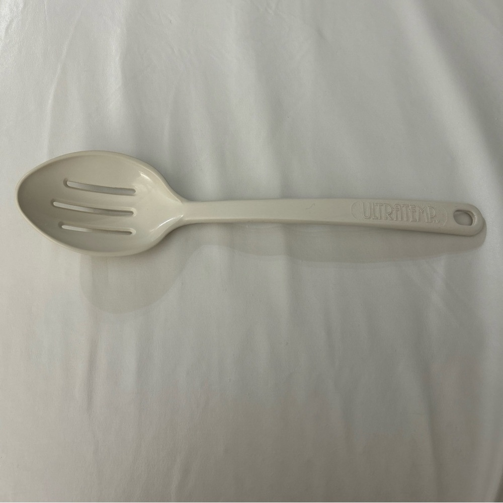 ULTRATEMP White Slotted Cooking Serving Spoon Vtg Robinson Knife  Co. USA